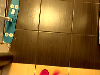 The Sounds Of Walking In High Heels