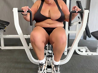 Blonde Bbw Milf