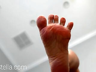Giantess Gardening In My Hunters Sweaty Feet Edition - Foot Fetish Fun E29 - Milf Stella