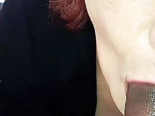 Good Wife Behaves Well By Sucking And Swallowing Semen
