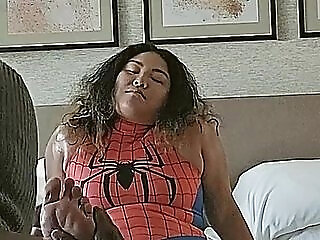Spider Woman Muscle And Foot Worship