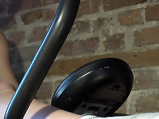 Liu's Sweaty Workout Feet - Dreamgirls In Socks